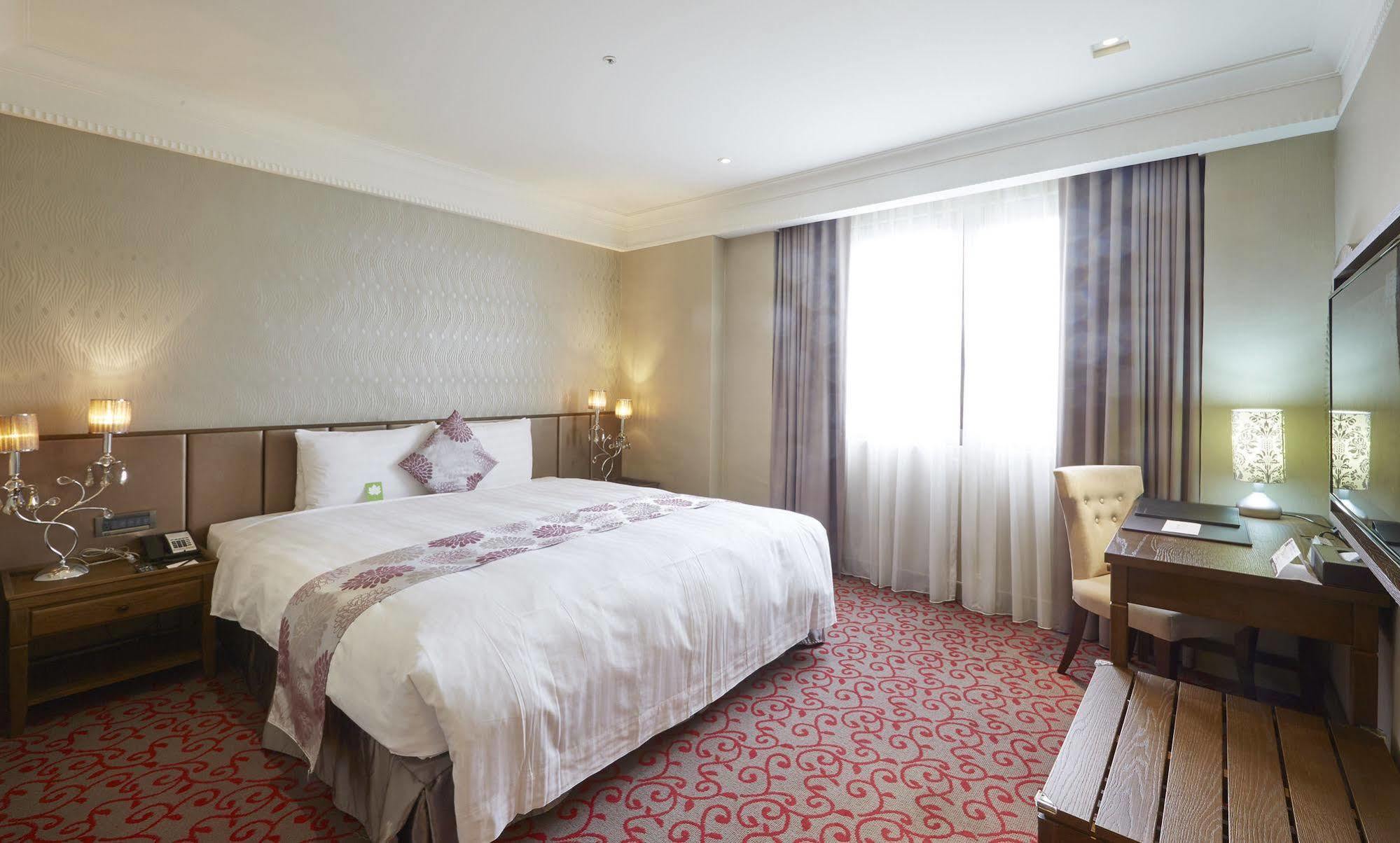 Grand City Hotel Fengyuan Luaran gambar