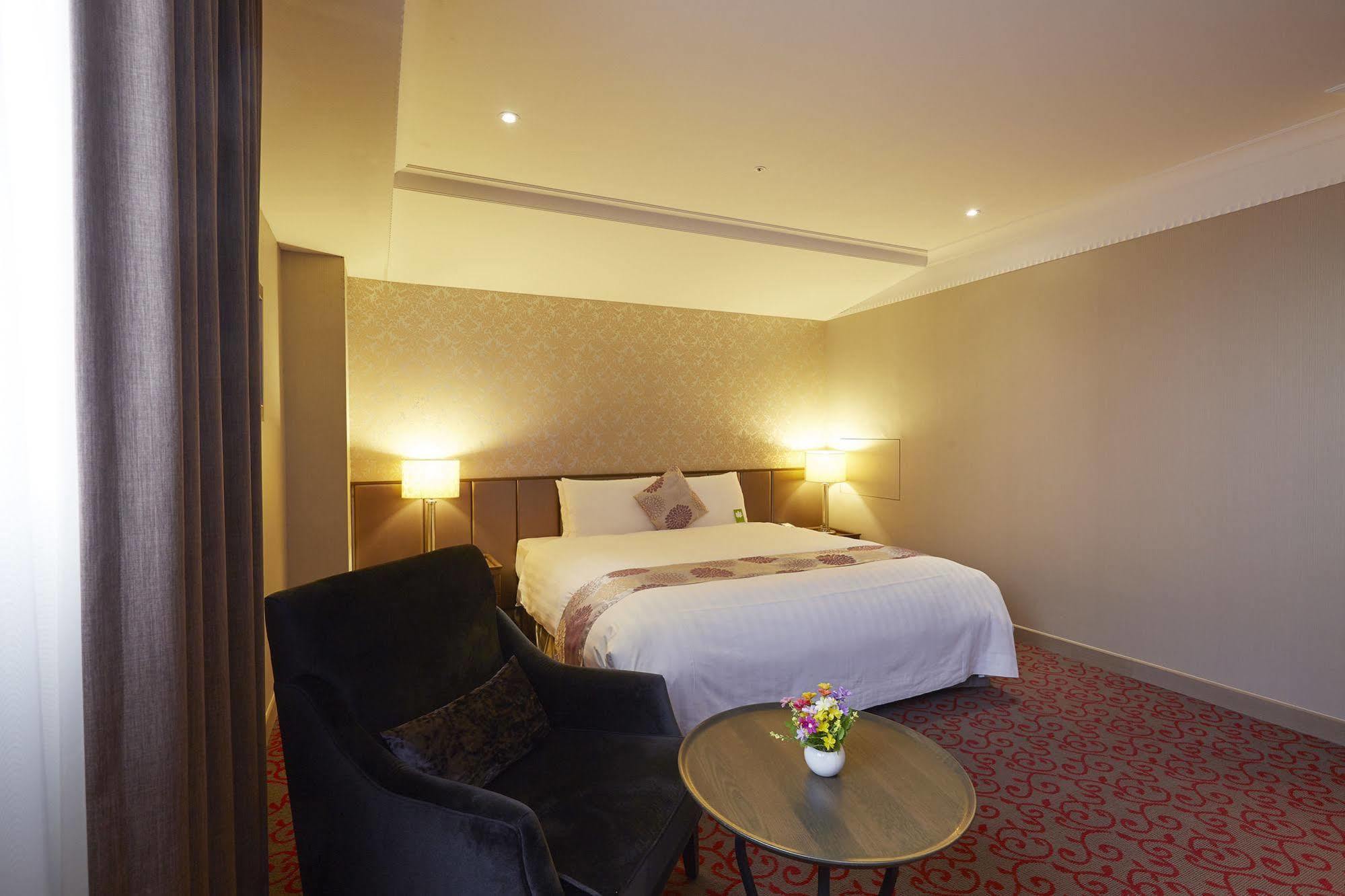 Grand City Hotel Fengyuan Luaran gambar